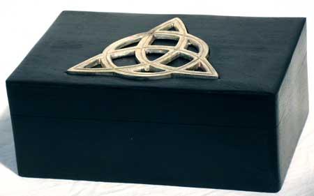 Triquetra Box 4″ x 6″