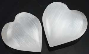 White Selenite heart  1 1/4″ – 2″