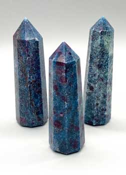 ~3+” Kyanite, Blue obelisk