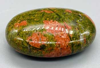 Unakite palm stone