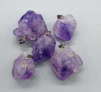 (set of 5) Amethyst utumbled pendant